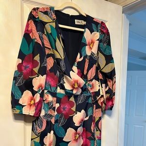 Eliza J floral dress. NWT  size 8